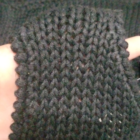 NWT Cable Knit Sweater Top - Picture 8 of 8